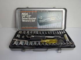 67-1438 Allied 1/4 Inch - 3/8 Drive Socket Wrench Set 41 Pieces Sae And Metric