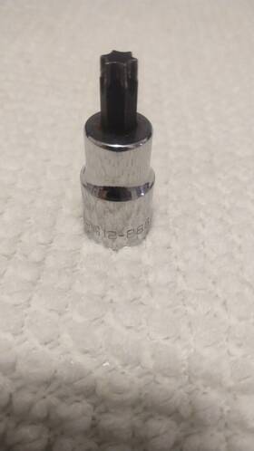 12-886 Armstrong T50