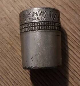 8422 Blackhawk Usa Made 11/16 Inch Socket 1/2 Drive 12 Pt. Vintage Black Hawk