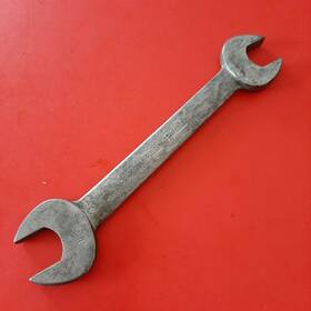 2225 Blue Points Vintage Early Point Open End Wrench No 11/16 - 25/32