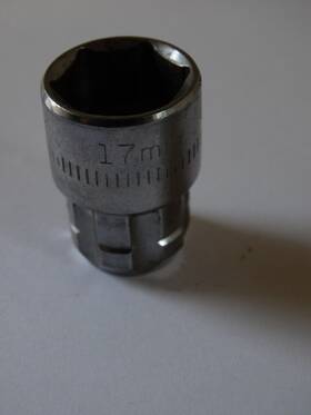 29290 Craftsman Max Axess 3/8 Inch Drive 17mm 6 Pt Go-thru Pass-through Socket