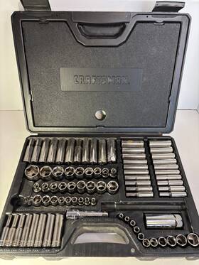 33084 Craftsman 80-piece Tools/sockets Set In Hard Plastic Storage Carrying Case Read