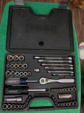 33664 Craftsman 66 Pc. Tools/socket Set 1/4 Inch And 3/8 Dr Wrenches Hand Drivers Case