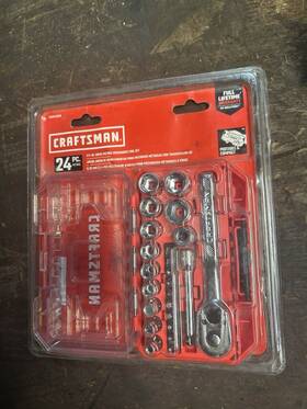 Cmmt12007 Craftsman 24 Pc 1/4- Inch Drive Metric Mechanics Tool Set Ratchet Socket Wrench