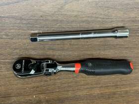 Cmmt86325v Craftsman V-series Ratchet 3/8 Inch Drive / 6 Ext Bar