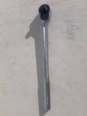 Vj-44804 Craftsman Pt 3/4 Inch Drive Ratchet And 8 Extension Used