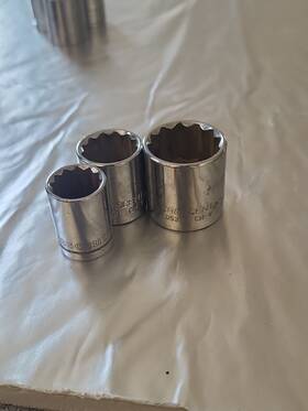 Cds30 Crescent Cds33 7/8 Inch 3/8 Drive 12 Point - 11/16 9/16