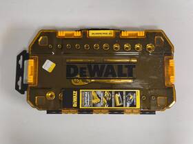 70101548 Dewalt 1/4 Inch Drive 25 Piece Socket Set - Lightly Used