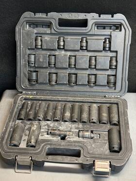 Dwmt19249 Dewalt 30-pc 1/2 Inch 6 Pt Drive Metric Combination Impact Socket Set