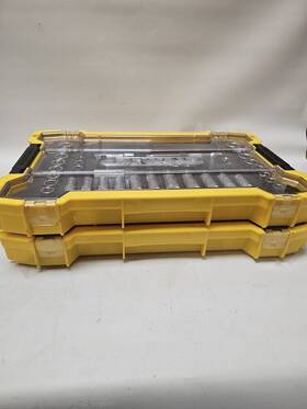 Dwmt45402 Dewalt 131 Pc. 1/4 Inch And 3/8 Mechanic Tool Set With Toughsystem Tray