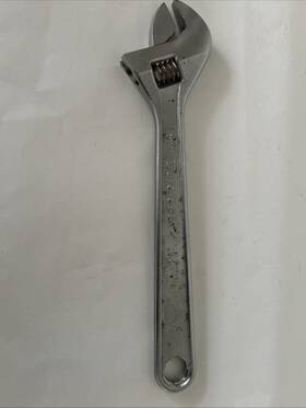 56-005 Duralast 15 Inch Adjustable Wrench
