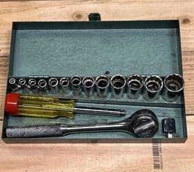 1261 Fleet Tools Vintage 3/8 Inch Drive Ratchet / Socket Driver Set - Made In Usa With Case
