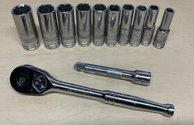 80713 Gearwrench 1/2 Inch Drive 7/16 - 1 12 Point Sae Deep Socket Set Ratchet 12pc