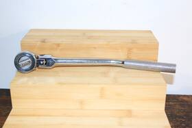 32602 Gm Goodwrench Performance Parts 3/8 Inch Drive Ratchet Wrench Offset Adjustable Head