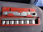 Hs-11 N A Vintage Amalite Socket Set