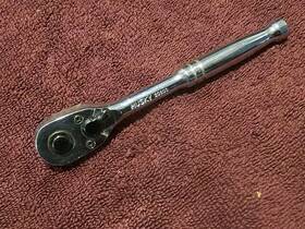 20800 Husky Ratchet Full Polish 72 Tooth 1/4 Inch