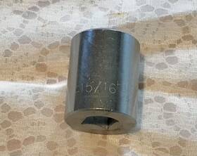 25030 Husky Vintage 15/16 Inch 1/2 Drive 12pt Shallow Sae Socket