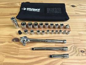 H4d24pcsws Husky Ratchet And Socket Set