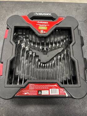 P04015611 Husky Tools 631888