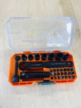 65300 Klein Tools 1/4 Inch Drive Impact-rated Pass-through Socket Wrench Set 32pc See Desc