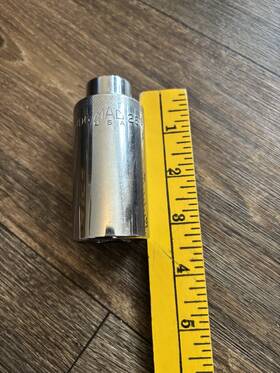Vd628mmr Mac Tools 1/2 Inch Drive 28mm Deep 6 Point Socket - Metric Usa Made
