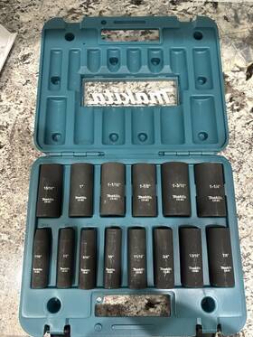 A-99655 Makita 14 Pc. 3/8 Inch Drive Deep Well Impact Socket Set