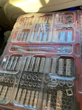 48-22-9486 Milwaukee 1/4 Inch -3/8 Ratchet Socket Set With Packout Case - 106pc New
