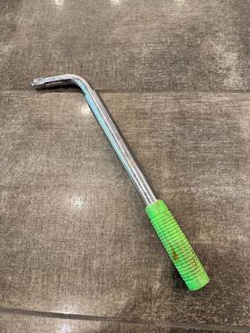 20564 Oemtools Oem Tools Telescoping Lug Nut Wrench Only
