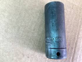 7330-h P &g And 15/16 Deep Impact Socket 1/2 Drive
