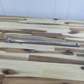 Performance Tool 039564321207 18 Inch Breaker Bar 1/2 Drive Chrome Vanadium Steel And