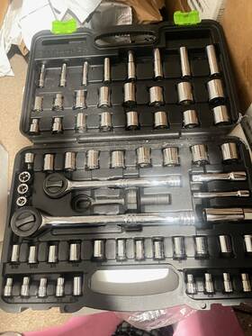 63461 Pittsburgh 61 Pc 1/4 Inch 3/8 1/2 Drive Sae And Metric Socket Set U6