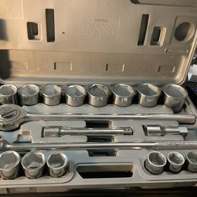 69562 Pittsburgh 3/4 Inch Drive 7/8-2 Jumbo Socket Set 20 Piece - Made In China