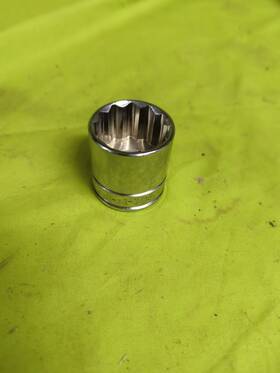 642010 Powerbuilt 1/2 Inch Drive X 1-3/16 12 Point Shallow Socket -
