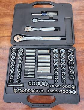 33285 Sears Craftsman 96 Pc Mechanics Tool Set #33285 1/4 Inch 3/8 1/2 Ratchets And Sockets Usa