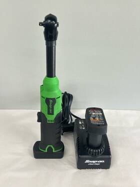 Ctr817g Snap-on 14.4v Brushless 1/4 Inch Long Neck Ratchet With 2 Batteries And Charger