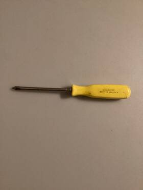 Ssdp42 Snap-on Tools Usa #2 Phillips Head Yellow Hard Handle Screwdriver