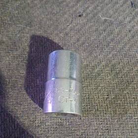 88-766 Stanley 1/2 Inch Drive 6 Point Sae Socket Size 5/8 Cr-v