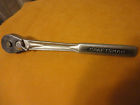 3208318 Vintage Ratchet. V 2-drive 3208318. Craftsman 1 U...