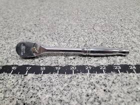53yv77 Westward 3/8 Inch Drive Pear Head Style Hand Ratchet
