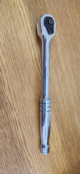 5xb66 Westward 1/2 Inch Ratchet 10 Long Quick Release. Nice