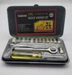 Triumph Socket Wrench Set With Metal Case 1/4" Drive Taiwan Complete. Fixed Price $19.99.