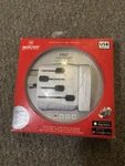 (box Damaged) Skross Pro World Usb Travel Adaptor (white) 2 &3 Pole Earthed. Fixed Price $25.00.
