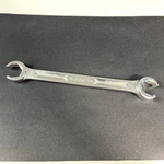 Snap-on Tools Usa Point Sae 3/4" 13/16" Flare Nut Line Wrench Model RXH2426S. Fixed Price $21.75.