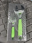 Snap-on ADHW702GK1F 2PC Green 6" 10" Adjustable Wrench Spanner Pro Fi Foam Set. Fixed Price $380.30.