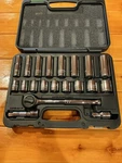 Pittsburgh Pro 20 Piece Ratchet Set Model # 67999. Fixed Price $10.00.