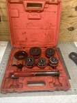 Tekton 7574 Ratchet Pipe Threader Set, Npt Usa 1/4"-1" Ridgid Style 260518. Fixed Price $175.00.
