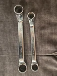 Matco RBDL2022 5/8-11/16 And RBDL1618 1/2-9/16 Offset Box End Wrench Made In Usa. Fixed Price $32.98.