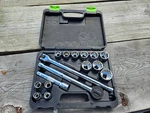 Pittsburgh 16 Piece 1/2" Drive Sae Socket Set Chrome W/ Case. Fixed Price $30.00.