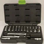 Pittsburgh Pro 21 Pc Ratchet And Socket Set With Carrying Case. Fixed Price $20.00.