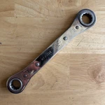 Matco Tools 5/8" 11/16" Ratcheting Box End Wrench 12 Point WR20222 Made Usa. Fixed Price $10.95.